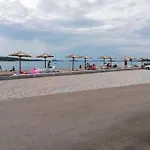 In With Sea View, Terrace, Air Conditioning, Wifi Pirovac