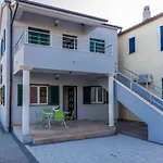 In With Sea View, Terrace, Air Conditioning, Wifi