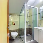 In With Sea View, Terrace, Air Conditioning, Wifi Apartmán *