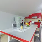 Apartmán In With Sea View, Terrace, Air Conditioning, Wifi Pirovac