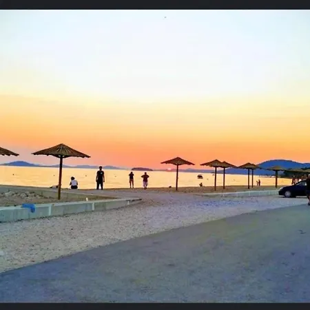 In With Sea View, Terrace, Air Conditioning, Wifi