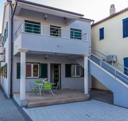 In With Sea View, Terrace, Air Conditioning, Wifi