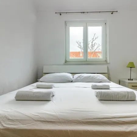 In With Sea View, Terrace, Air Conditioning, Wifi *