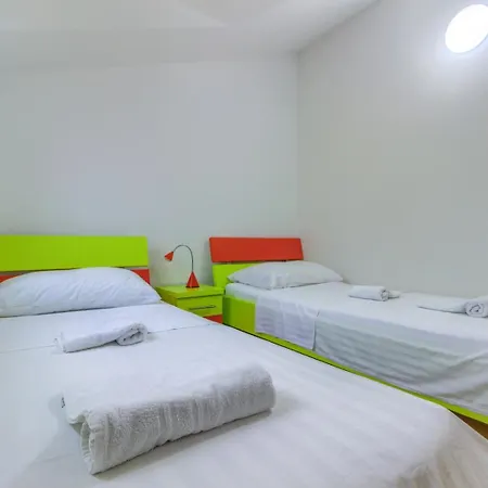 In With Sea View, Terrace, Air Conditioning, Wifi Pirovac