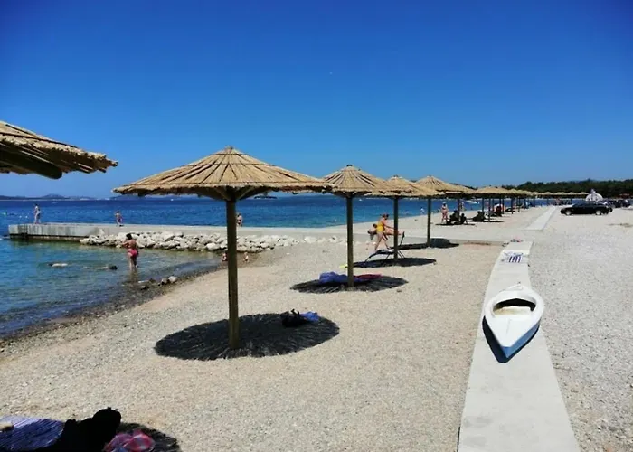 アパート In With Sea View, Terrace, Air Conditioning, Wifi *