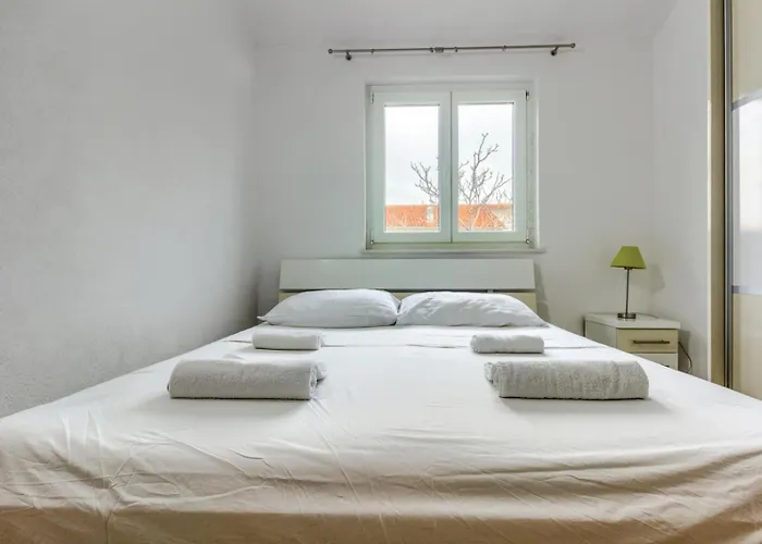 In With Sea View, Terrace, Air Conditioning, Wifi *