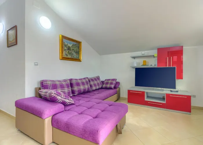 In With Sea View, Terrace, Air Conditioning, Wifi